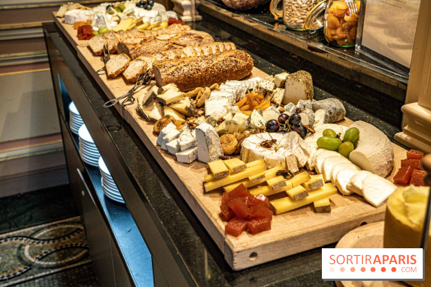 Photos : le Brunch royal du café de la Paix