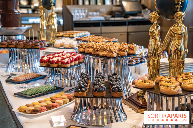 Photos : le Brunch royal du café de la Paix