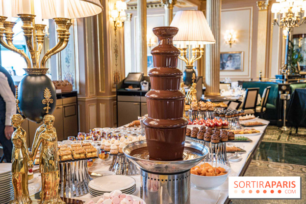 Photos : le Brunch royal du café de la Paix