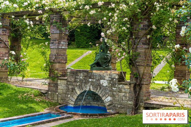 La Roseraie du Parc Lebaudy sur l'Ile de Puteaux