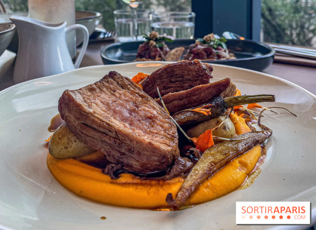 Titi Palacio, bar-restaurant festif à la Félicité 