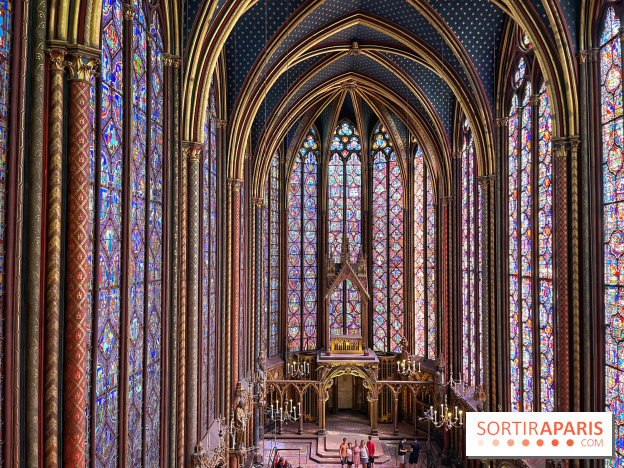 La Sainte-Chapelle et ses 1113 vitraux, un véritable joyau gothique à Paris