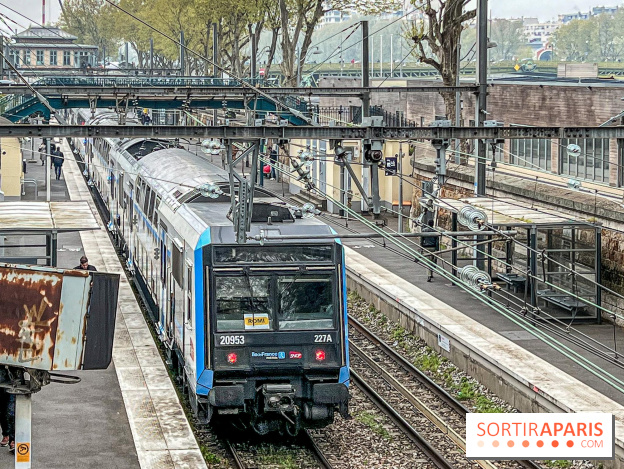 Visuels Paris - transport - train - sncf - rer