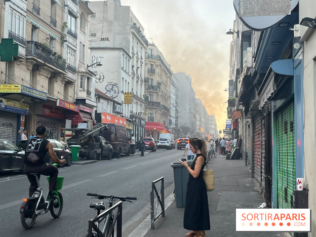 Dégagement de fumée à Paris : une voiture en flammes dans le 18e arrondissement, circulation bloquée