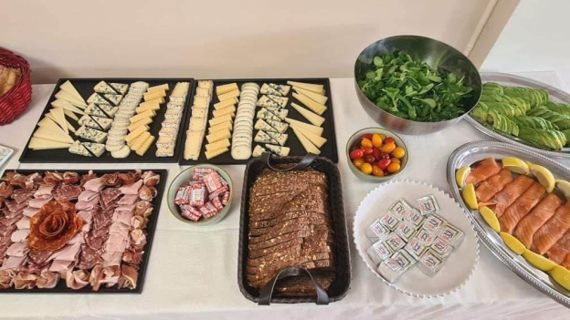 Le brunch familial avec aire de jeux chez Môments, le family concept de Versailles