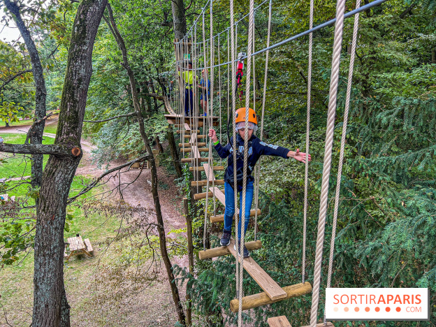 Accrocamp Poissy, le nouvel accrobranche au parc du château de Villiers