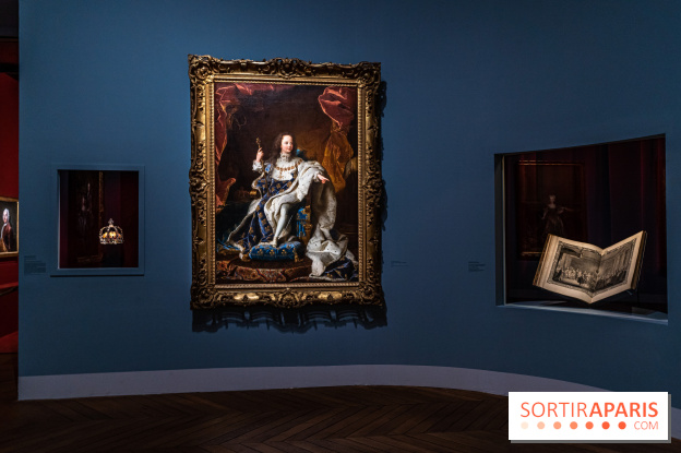 Exposition Louis XV au Château de Versailles - couronne