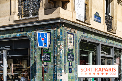 La ruche insolite, vieille enseigne aux Halles