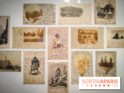 Nouvelles du paradis, la carte postale de vacances : l'exposition ensoleillée au Musée de la Poste - IMG20230905193319