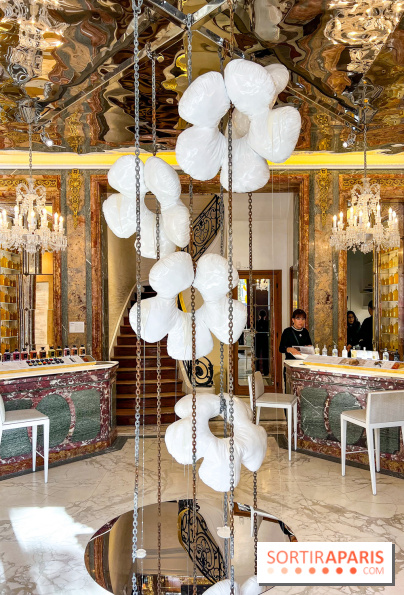 Les Fleurs du Mal, l'exposition gratuite sur les fleurs à la Maison Guerlain - Champs-Élysées