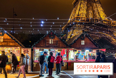 Marché de Noël 2023 au pied de la tour Eiffel - Quai Jacques Chirac