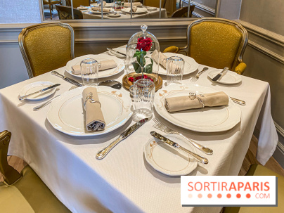 Disneyland Hotel à Disneyland Paris la table de Lumière