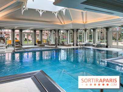 Disneyland Hotel à Disneyland Paris piscine