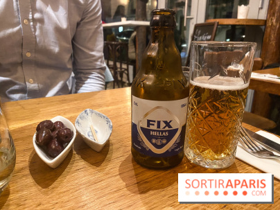 Etsi, la taverne grecque parisienne à découvrir dans le 18e