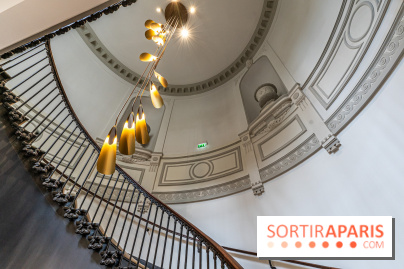 Exposition 'Bijoux de Scène de la Comédie Française' à l'hôtel historique de Mercy-Argenteau qui se dévoile