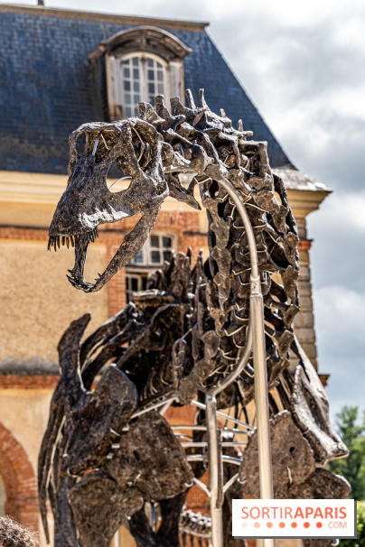 Un dinosaure géant au Château de Dampierre - Jurassique au Château de Dampierre -  A7C8893