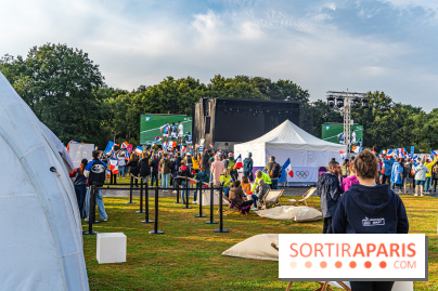 La Fan zone de Saint-Quentin en Yveli!nes, soirée Ofenbach et drones -  A7C0307