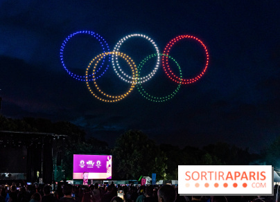 La Fan zone de Saint-Quentin en Yveli!nes, soirée Ofenbach et drones -  A7C0503