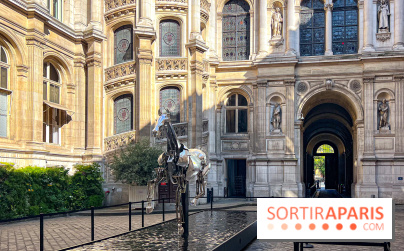 ZEUS, cheval métallique de la cérémonie d'ouverture des JO de Paris 2024 à l'Hôtel de Ville