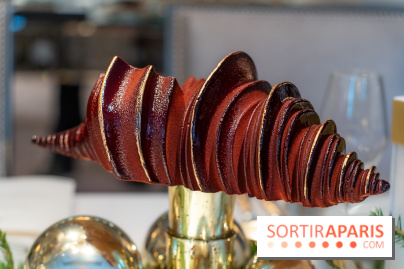 La bûche de Noël Triton du Shangri La Paris 2024 par Maxence Barbot et sa galette des rois 2025 - photos