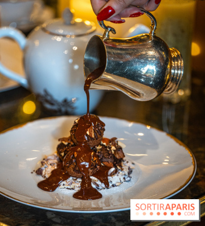 Le salon de thé de Noël du George V pour une pause gourmande - les photos - profiteroles chocolat