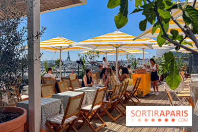La terrasse estivale du Printemps Haussmann 2025 avec vue sur Paris et la Tour Eiffel - image00001