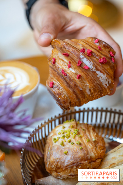 Le brunch de Pierre Hermé à Beaupassage  - croissant Ispahan 