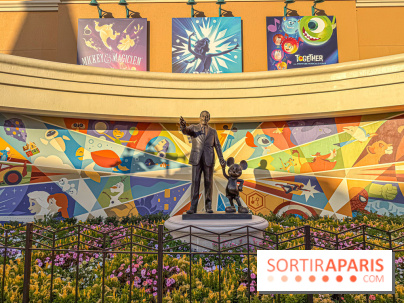 Disney Adventure World - World Premiere Plaza