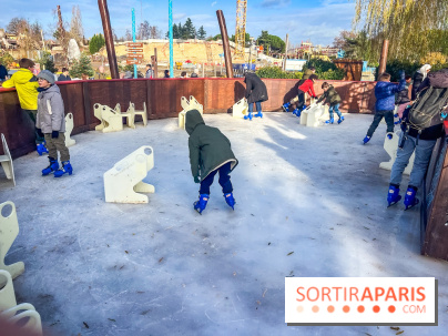 Noël au Parc Astérix 2025, patinoire et marché de Noël  - IMG 7526