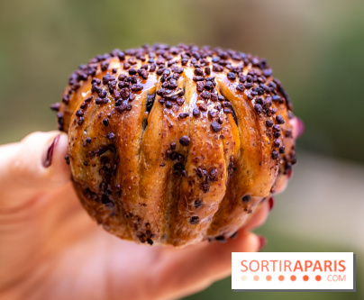 Le petit-déjeuner du George V Paris, les photos  - brioche couronne chocolat vanille et grués de cacao