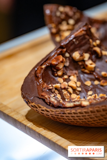 L'oeuf de Pâques gaufrette et chocolats du Ritz Paris le Comptoir