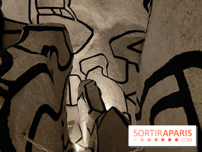 La Tour aux Figures de Jean Dubuffet - Hauts-de-Seine