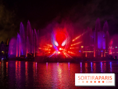 Disneyland Paris : Disney Cascade of Lights, le spectacle nocturne sur Adventure Bay - IMG 4973