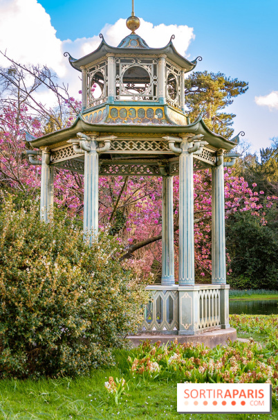 Le Parc de Bagatelle au printemps, cerisier, tulipes et jonquilles - photos