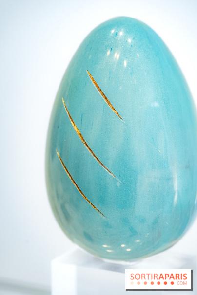 Oeufs et chocolats de Pâques de Jade Génin 2026 spécial renaissance des femmes - photos - bleu