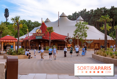Parc Astérix : spectacle de drones, jets d'eau et feux d'artifice et nouveautés 2026, les photos - restaurant épi de maïs
