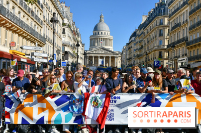 EN Images : le passage du pape Léon XIV en papamobile à Paris