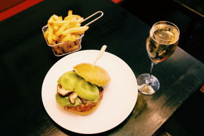 Burger et Champagne au PDG