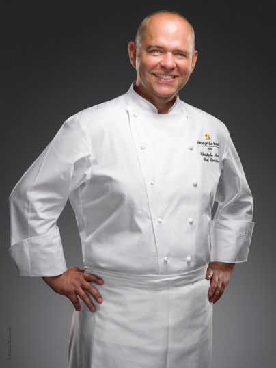 Menu "Truffe noire" au restaurant 2 étoiles Les Abeilles, Shangri La Hotel