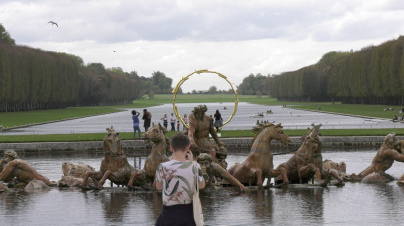 Voyage d’hiver au Château de Versailles : 17 artistes envahissent les Jardins !