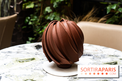 Oeuf de Pâques Floraison du Burgundy Paris 2024 par Léandre Vivier