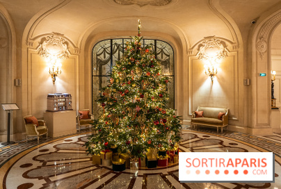 Les plus beaux sapins de Noël à Paris 2024 à découvrir : le Shangri-La Paris