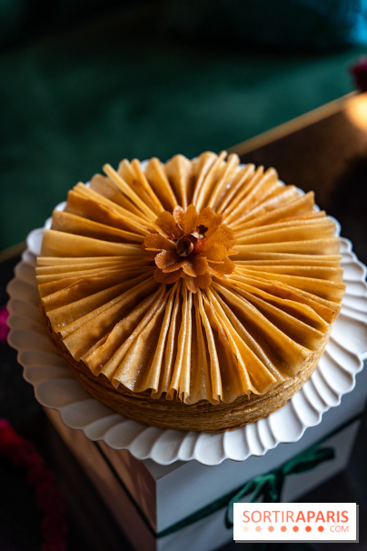 Galette des Rois La Réserve Paris : la belle Fleur de Noisette 2026