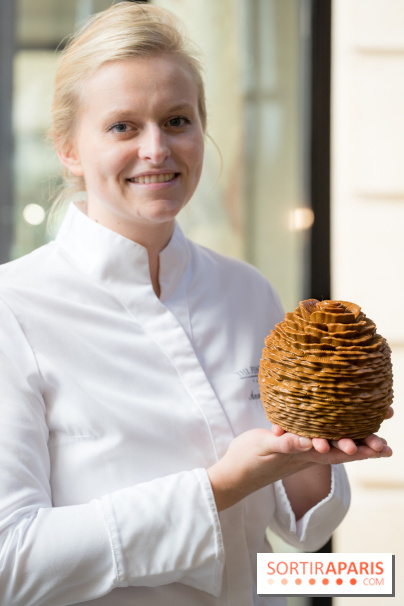 Bûche de Noël du Peninsula Paris 2025 : Joyau des Pins par Anne Coruble