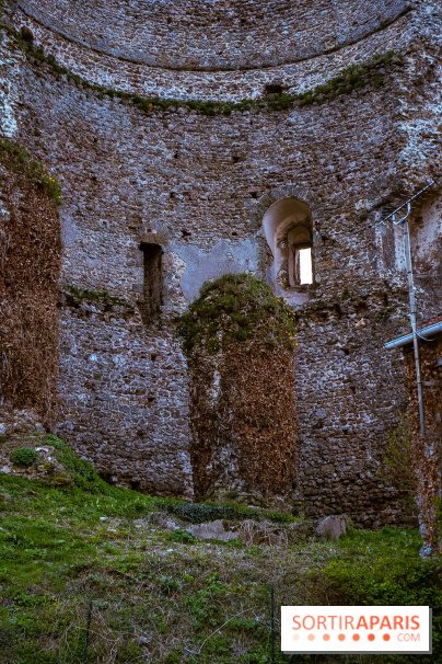 Le donjon de Maurepas dans les Yvelines