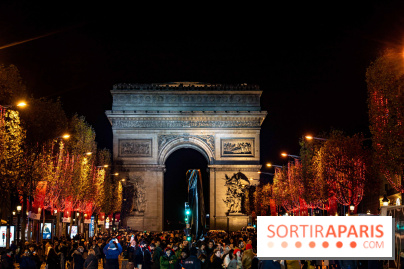 Inauguration des Illuminations de Noël des Champs-Élysées avec Clara Luciani