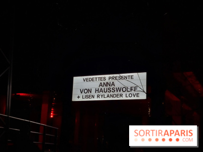 Anna Von Hausswolff: l’artiste suédoise ensorcelle la salle du Trabendo, on y était, on vous raconte