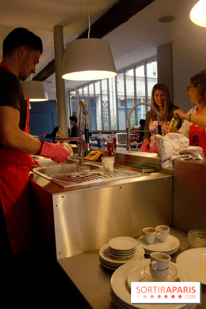 MIR Restaurant, le restaurant l'on le fait sa vaiselle