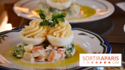 Brasserie Charlie, grands classiques & fruits de mer dans un esprit Art Nouveau à Neuilly-sur-Seine