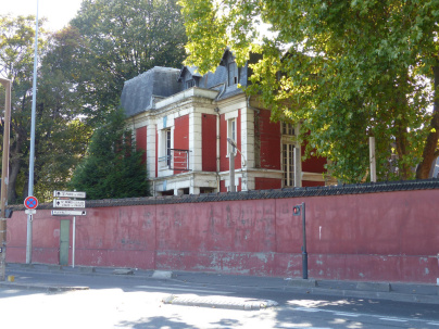 Cette ancienne usine d'orfèvre est désormais une résidence d'artiste et il se visite